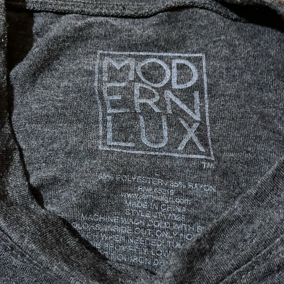 Graphic Tee “Dog Mom” - Picture 2 of 2